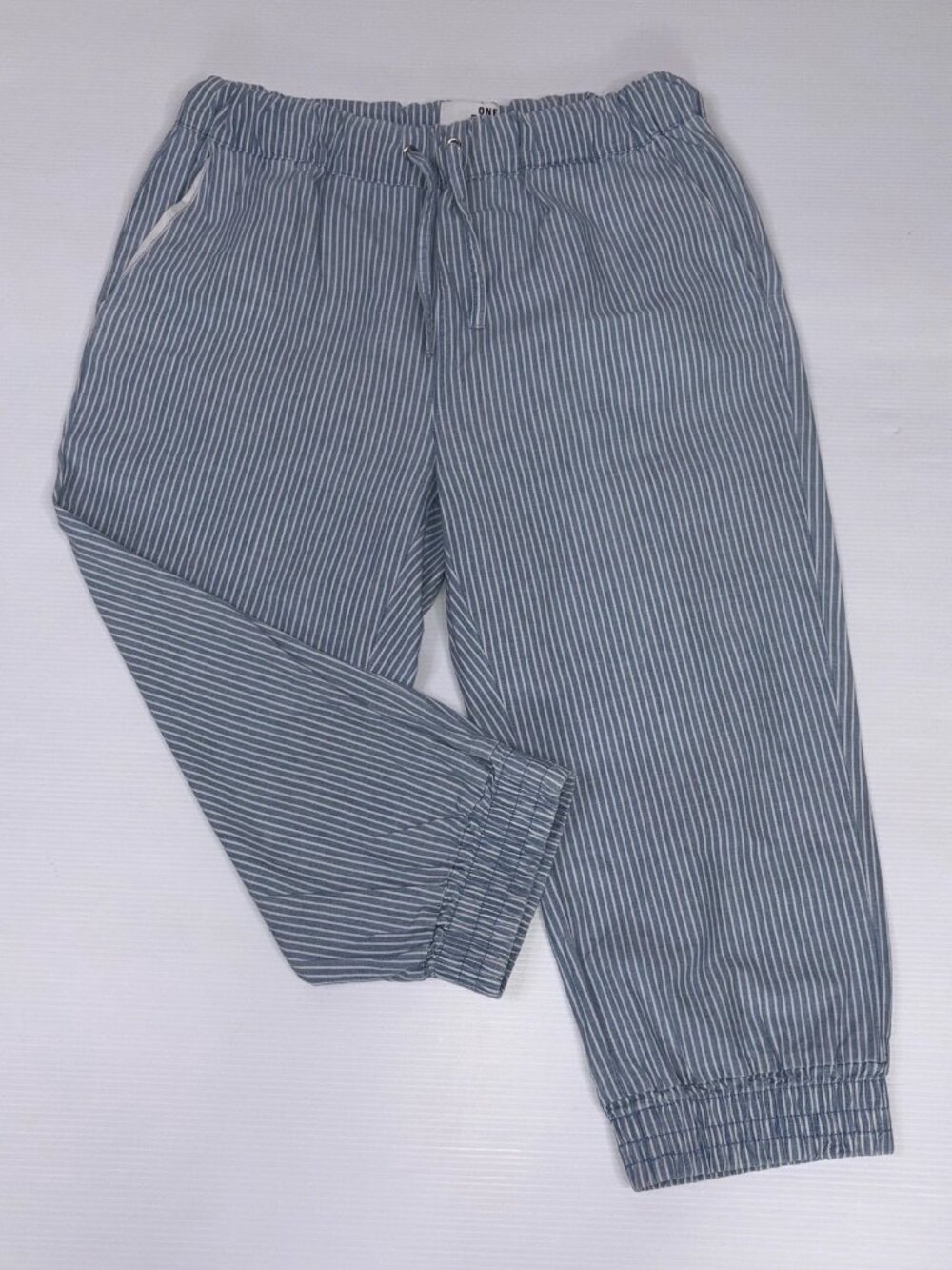 VERO MODA women's striped capri pants XS
